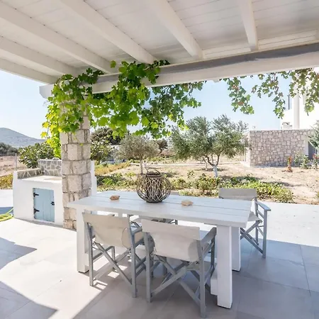 Kristen's & * Adámasz