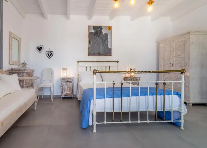 Kristen's & Adámasz